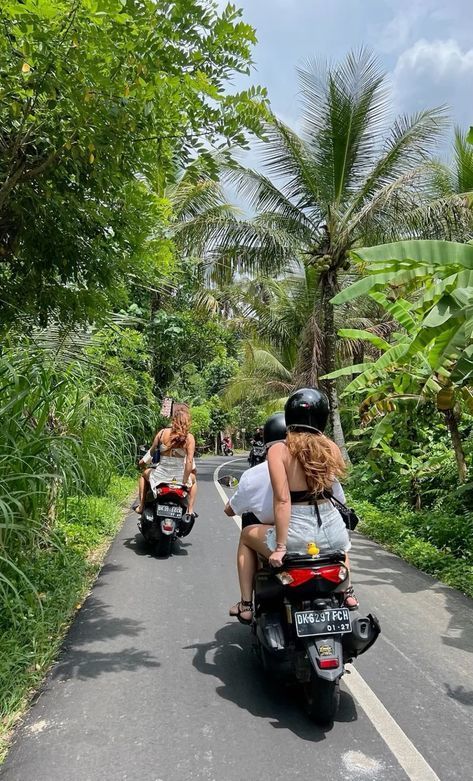Чөлөөт өдөр — Uluwatu, скутертэй аялал image 2